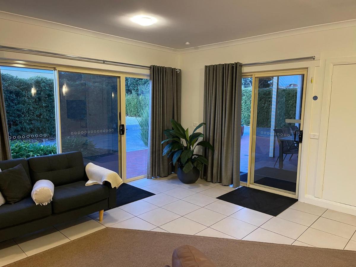 Austral Place 88 Via Merri River Warrnambool Eksteriør billede